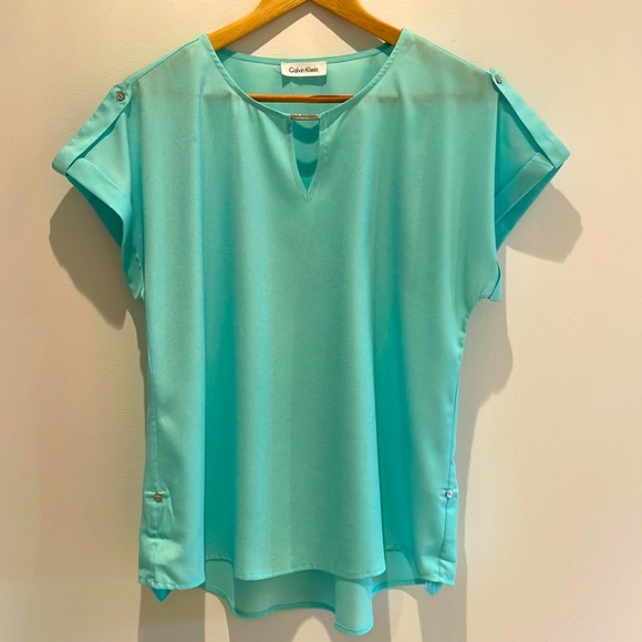 Calvin Klein Women’s Mint Green Blouse. Size M runs large. - Picture 1 of 8